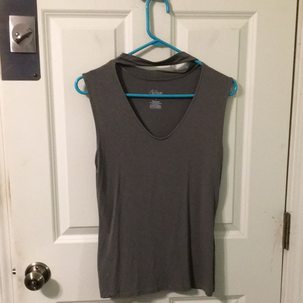 Free With Purchase - Army Green Soft V Neck Tank Choker Collar Junior Lg L
